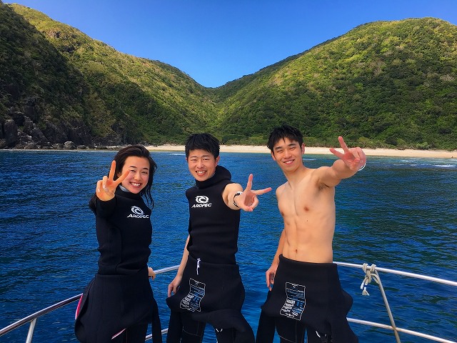 慶良間でオープンウォーターダイバー講習！【R-MATES Okinawa Diving Club】